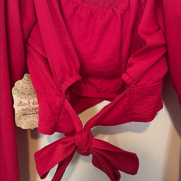 Elegant Pink Women's Top - Picture 3 of 3